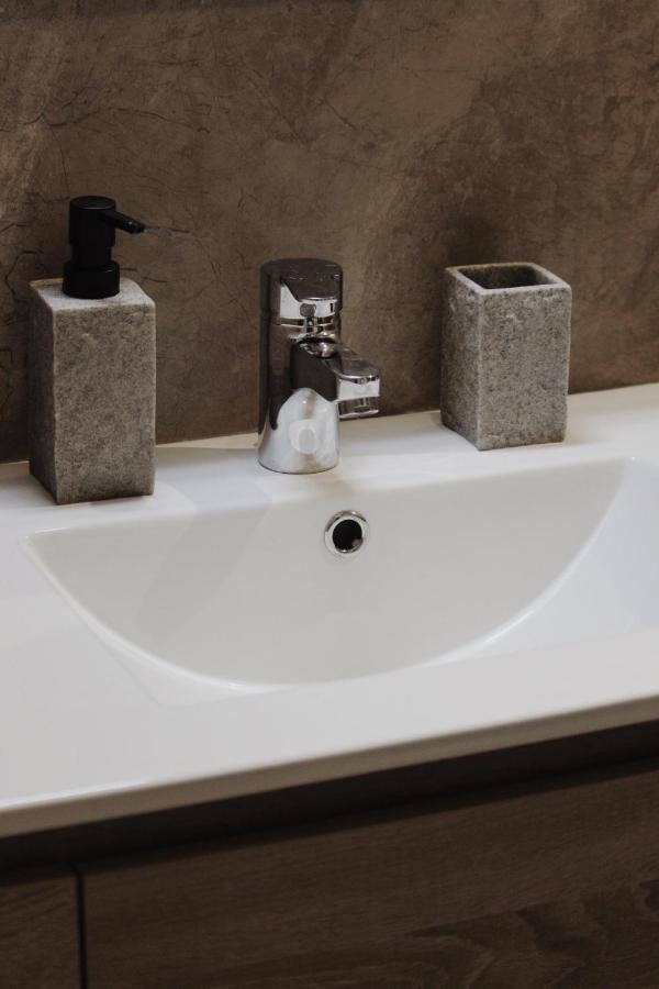 L'Eau Par Feyte Hotel Blerancourt ภายนอก รูปภาพ